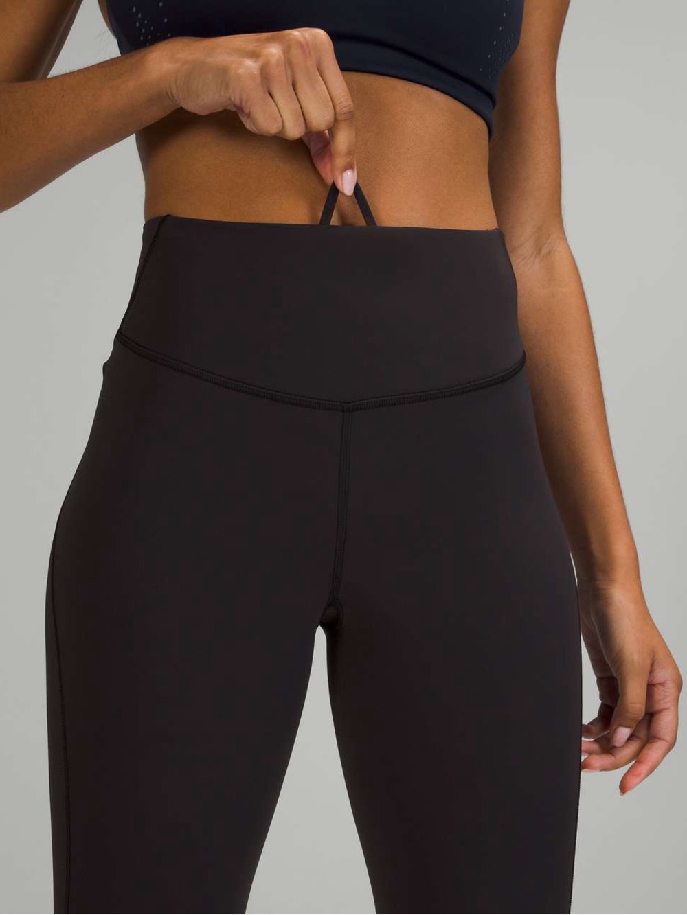 Lululemon Base Pace High-Rise Tight 28" - Picture 3 of 9
